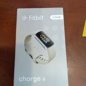 Fitbit Charge 6 - White